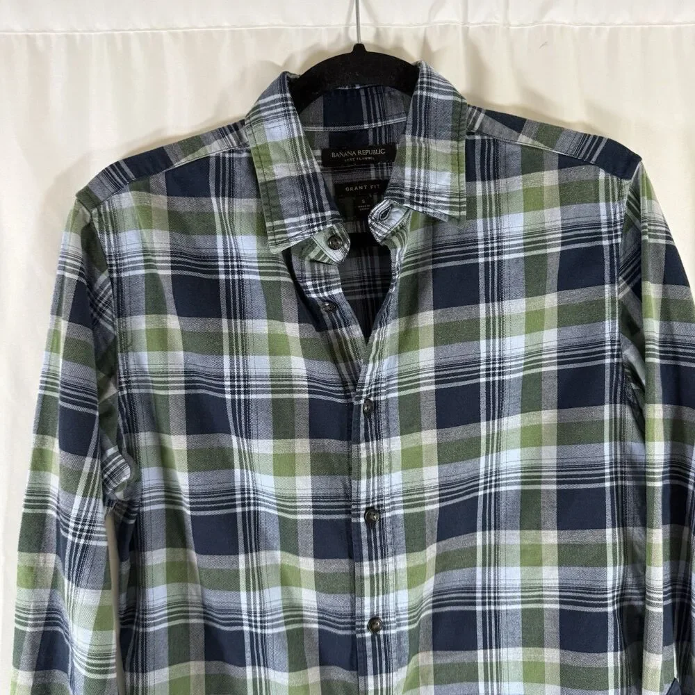 Banana Republic Grant Fit Luxe Flannel Men's Small Green Blue Long Sleeve Button